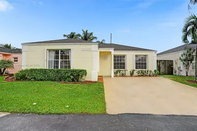 22255 SW 97th Ct, Cutler Bay, FL 33190 - Photo 1