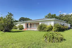 102 SW 1st Ave, Hallandale Beach, FL 33009 - Photo 1