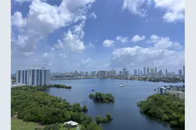 16385 Biscayne Blvd #2103, North Miami Beach, FL 33160 - Photo 1