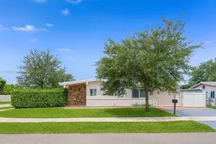 5250 SW 96th Ave, Miami, FL 33165 - Photo 1