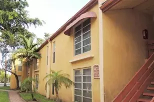 4435 Treehouse Ln, Tamarac, FL 33319 - Photo 1