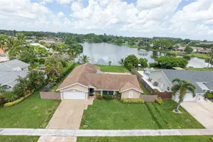 19509 Hampton Dr, Boca Raton, FL 33434 - Photo 1