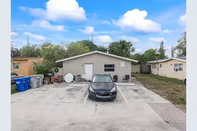 2178 NW 3rd St #1-2, Pompano Beach, FL 33069 - Photo 1