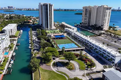 1800 NE 114th St #1103, Miami, FL 33181 - Photo 1