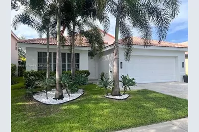 17888 SW 14th St, Pembroke Pines, FL 33029 - Photo 1