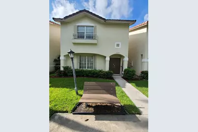 305 NW 109th Ave #305, Pembroke Pines, FL 33026 - Photo 1