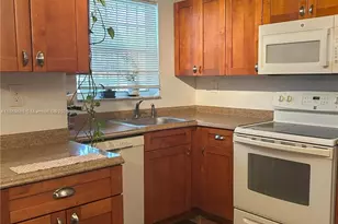 8897 Fontainebleau Blvd, Miami, FL 33172 - Photo 1