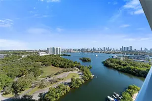 16385 Biscayne Blvd, North Miami Beach, FL 33160 - Photo 1