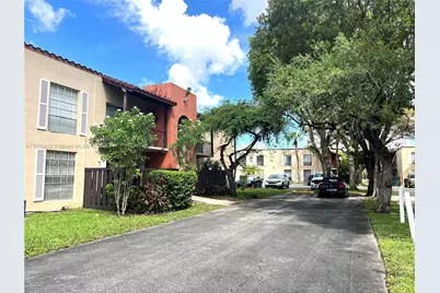 10822 N Kendall Dr #S14, Miami, FL 33176 - Photo 1