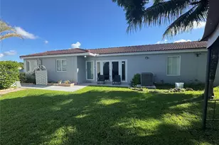 17201 SW 142nd Ct, Miami, FL 33177 - Photo 1