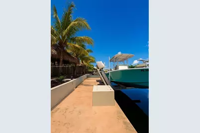 136 Marina Ave #East, Key Largo, FL 33037 - Photo 1