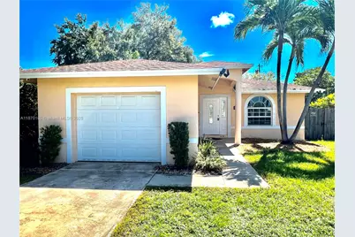 100 NW 3rd Ave, Hallandale Beach, FL 33009 - Photo 1