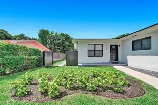 1326 NE 151st St, Miami, FL 33162 - Photo 1