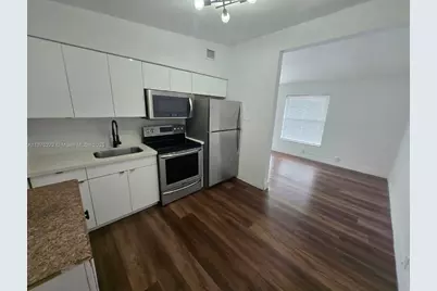 2025 Washington Ave, Opa Locka, FL 33054 - Photo 1