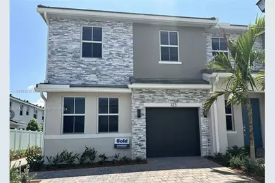 123 SW 171st Ln, Pembroke Pines, FL 33027 - Photo 1