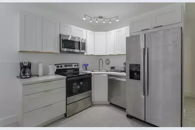 1936 S Ocean Dr #3C, Hallandale Beach, FL 33009 - Photo 1