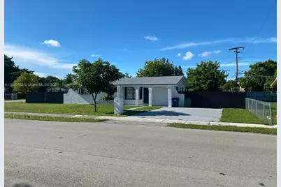 2513 NW 179th St, Miami Gardens, FL 33056 - Photo 1