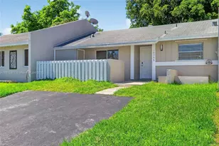 10366 SW 208th Ln, Cutler Bay, FL 33189 - Photo 1