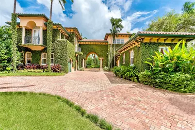 104 Paloma Dr, Coral Gables, FL 33143 - Photo 1