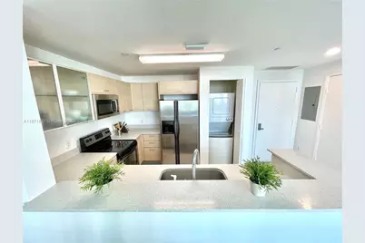 350 NE 24th St #709, Miami, FL 33137 - Photo 1