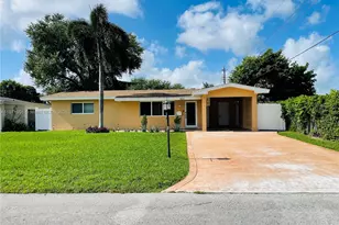 8520 NW 15th St, Pembroke Pines, FL 33024 - Photo 1