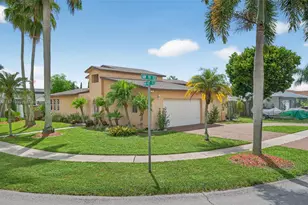 9928 NW 47th St, Sunrise, FL 33351 - Photo 1