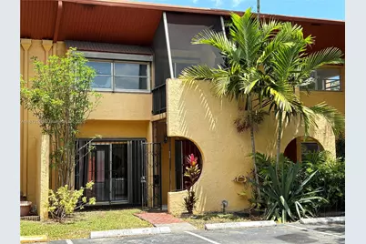 13725 SW 84 St #I, Miami, FL 33183 - Photo 1