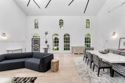 431 W Rivo Alto Dr, Miami Beach, FL 33139 - Photo 1
