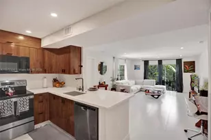 2640 NE 135th St, North Miami, FL 33181 - Photo 1
