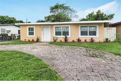 2768 NW 5th St, Pompano Beach, FL 33069 - Photo 1