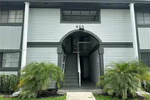 469 NE 207th Ln, Miami, FL 33179 - Photo 1