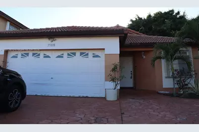 19820 NW 86th Ave, Hialeah, FL 33015 - Photo 1