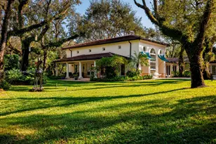10100 Lakeside Dr, Coral Gables, FL 33156 - Photo 1