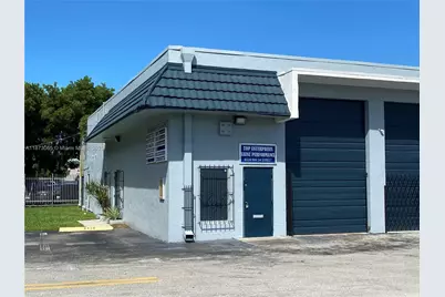 8339 NW 54th St, Doral, FL 33166 - Photo 1