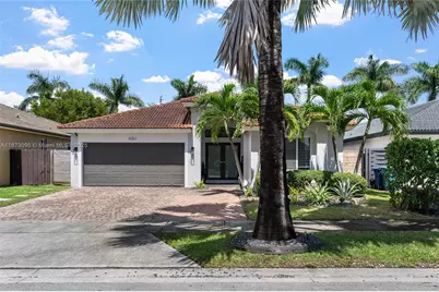 9261 SW 208th Ter, Cutler Bay, FL 33189 - Photo 1