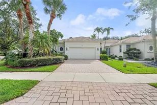 2518 Bay Pointe Ct, Weston, FL 33327 - Photo 1