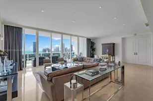 20155 NE 38th Ct, Aventura, FL 33180 - Photo 1