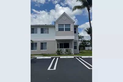 17440 NW 67th Ct #K-15, Hialeah, FL 33015 - Photo 1