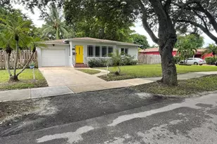 411 S 26th Ave, Hollywood, FL 33020 - Photo 1