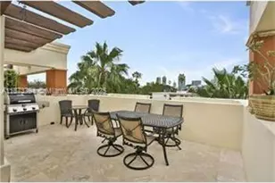 1005 8th St, Miami Beach, FL 33139 - Photo 1
