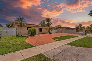 7920 NW 171st St, Hialeah, FL 33015 - Photo 1