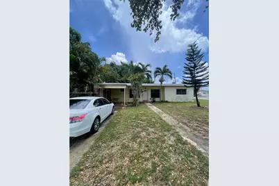 3721 W 5th Ct, Hialeah, FL 33012 - Photo 1