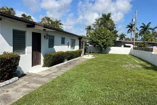 809 NE 2nd St, Hallandale Beach, FL 33009 - Photo 1