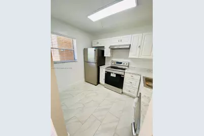 10310 NW 8th St #102, Pembroke Pines, FL 33026 - Photo 1