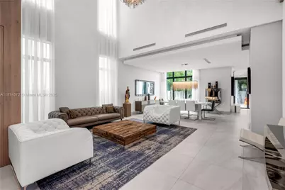 10530 NW 67th Ter, Doral, FL 33178 - Photo 1