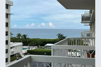 125 Ocean Ave #603, Palm Beach Shores, FL 33404 - Photo 1