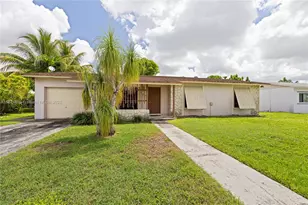 15235 SW 108th Ct, Miami, FL 33157 - Photo 1