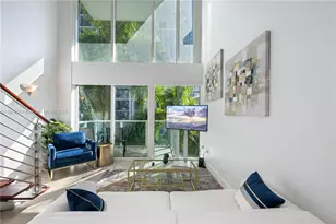 41 SE 5th St, Miami, FL 33131 - Photo 1
