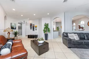 10012 NW 7th St, Miami, FL 33172 - Photo 1