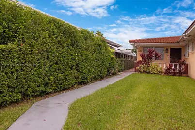 3269 SW 23rd St #3269, Miami, FL 33145 - Photo 1